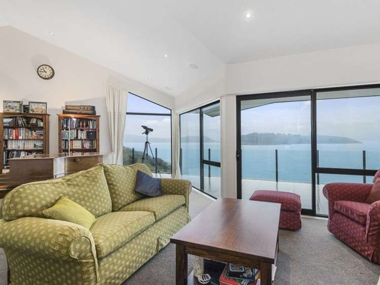 6 Otamuhua Lane Diamond Harbour_2