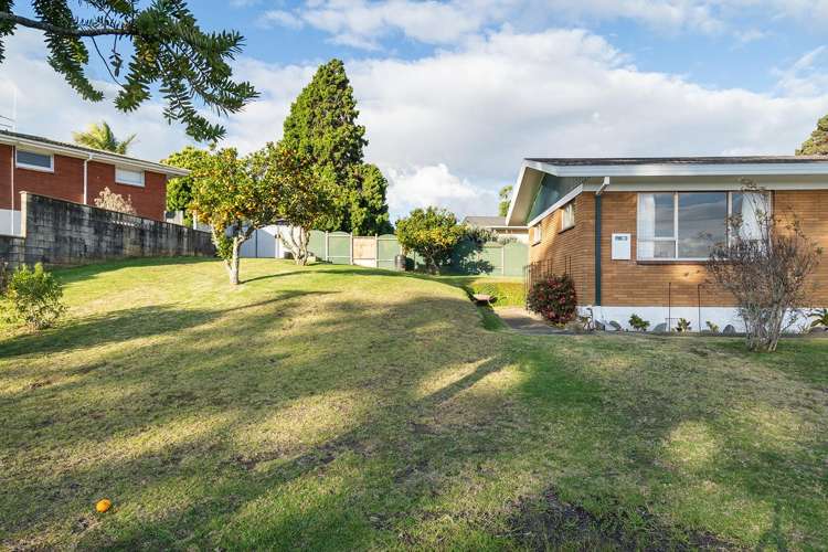 1 Emily Place Bellevue_21