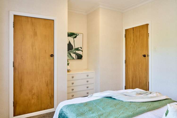 66 Wai-Iti Crescent Woburn_11