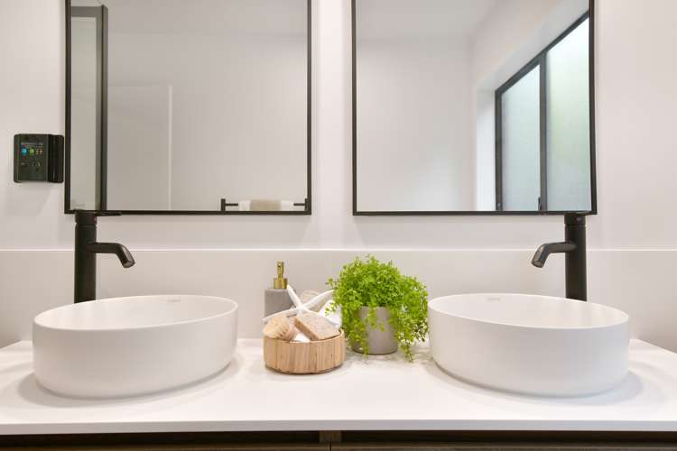 31 Kenmure Avenue Forrest Hill_15