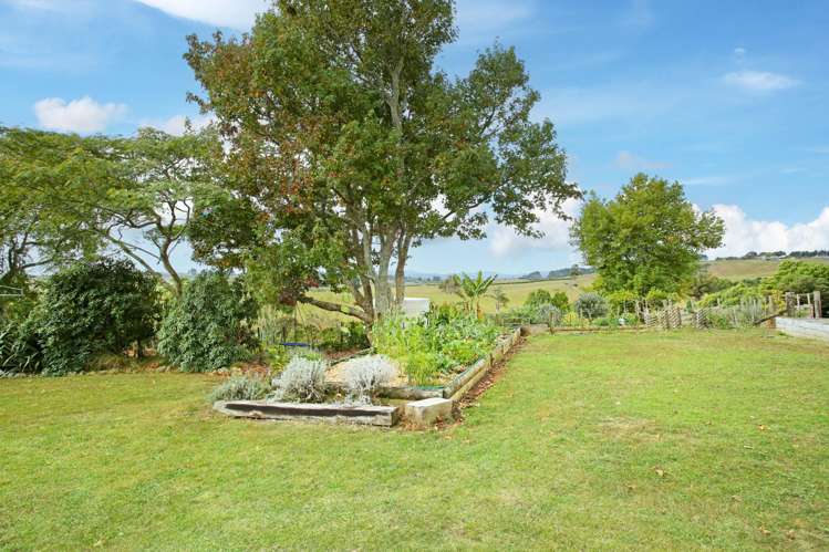 468 Pinnacle Hill Road Bombay_38