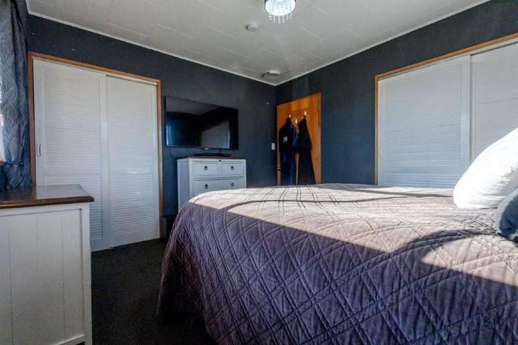 5 Mitchell Place Cobden_18