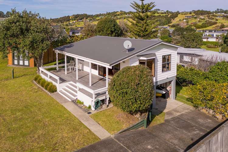353 Tangiora Avenue Whangapoua_12