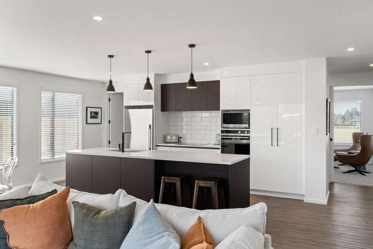 33 Marine Corps Drive Solway_12