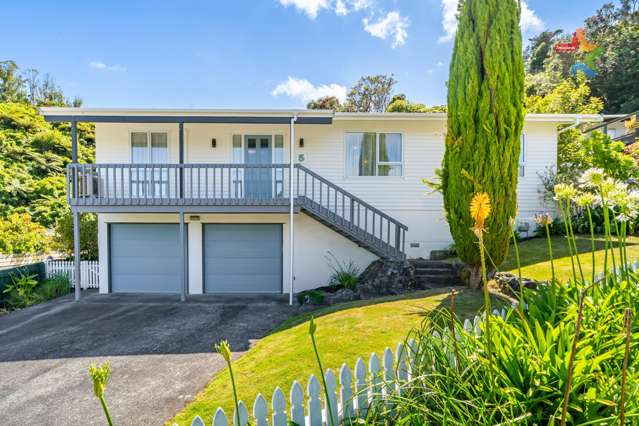 Sunny Karori Family Ready 3 Bedroom Home