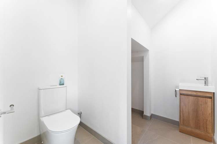 24b Cranston Street Torbay_19