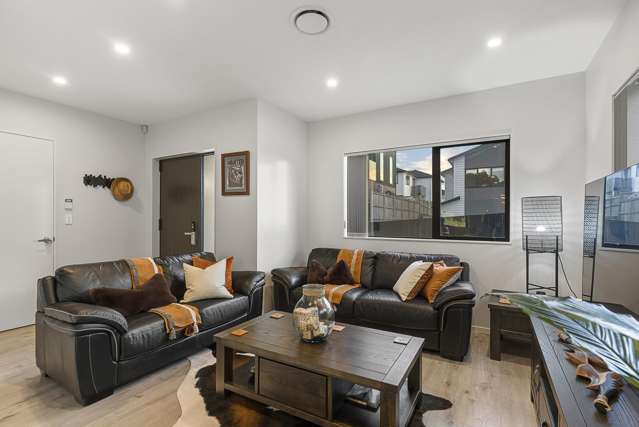 6 Teoteo Place Flat Bush_1