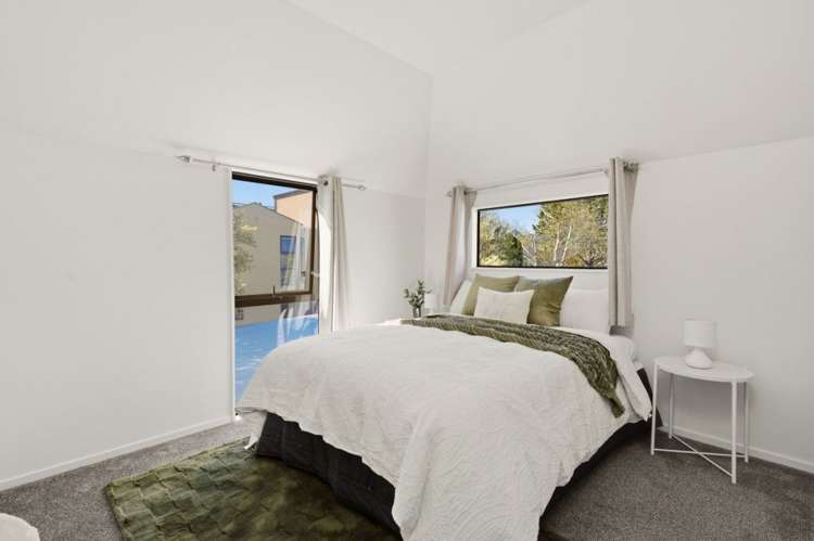 1/19 Grove Road Addington_14