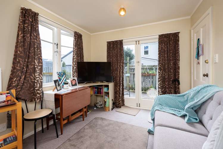 16 Glendavar Street Berhampore_18