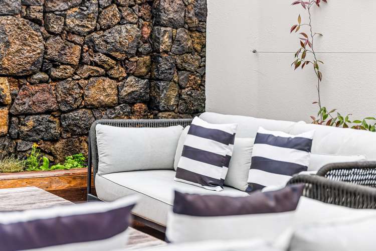 49a Dignan Street Point Chevalier_13