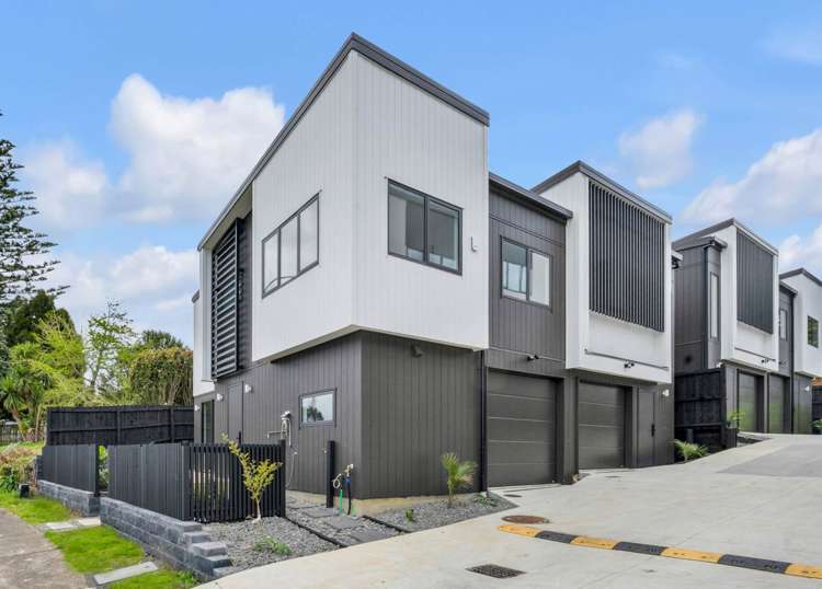 24F Great South Road Manurewa_13
