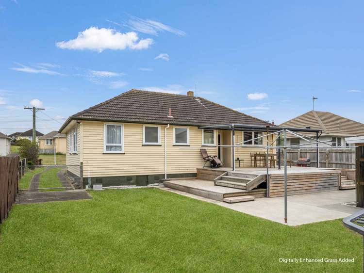 7 Churchill Crescent Tawhero_19