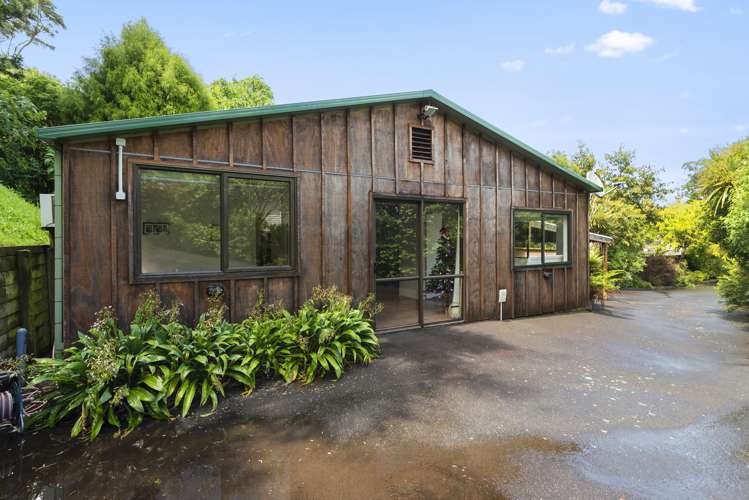 642a River Road Chartwell_0