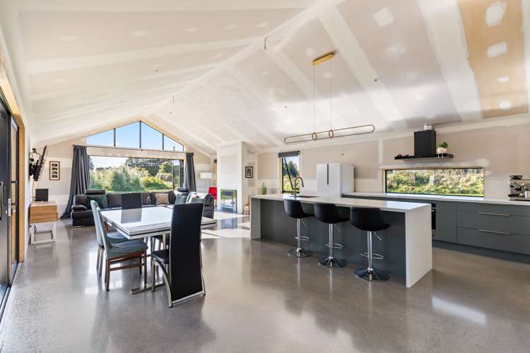 502 Egmont Road Hillsborough_5