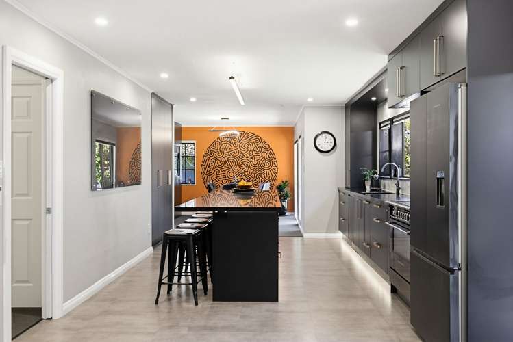 11 Ramphal Terrace Khandallah_16