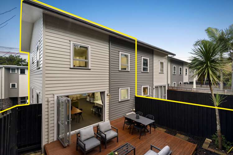 6/13 Kaihu Street Northcote_17