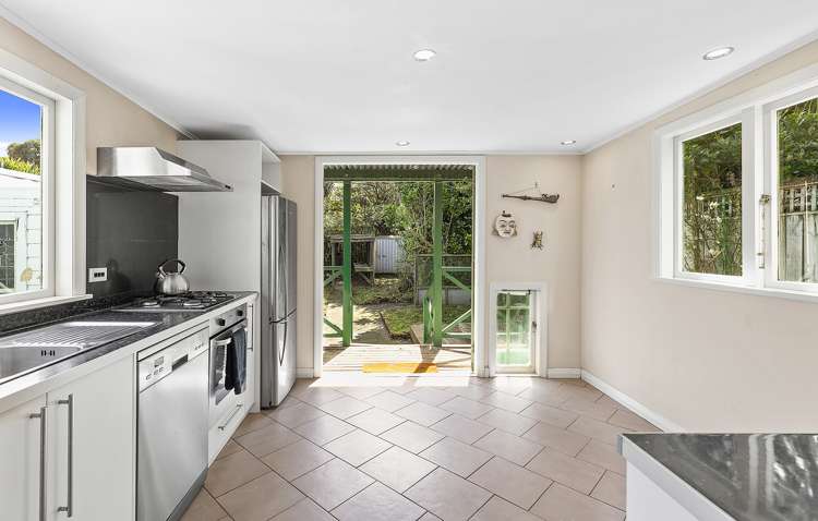 27 Donald Mclean Street Newtown_6