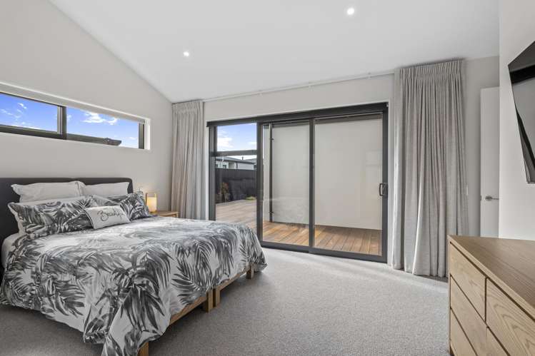 19 Guinevere Drive Lincoln_15