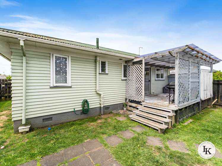1/21 Rollerson Street Papakura_15