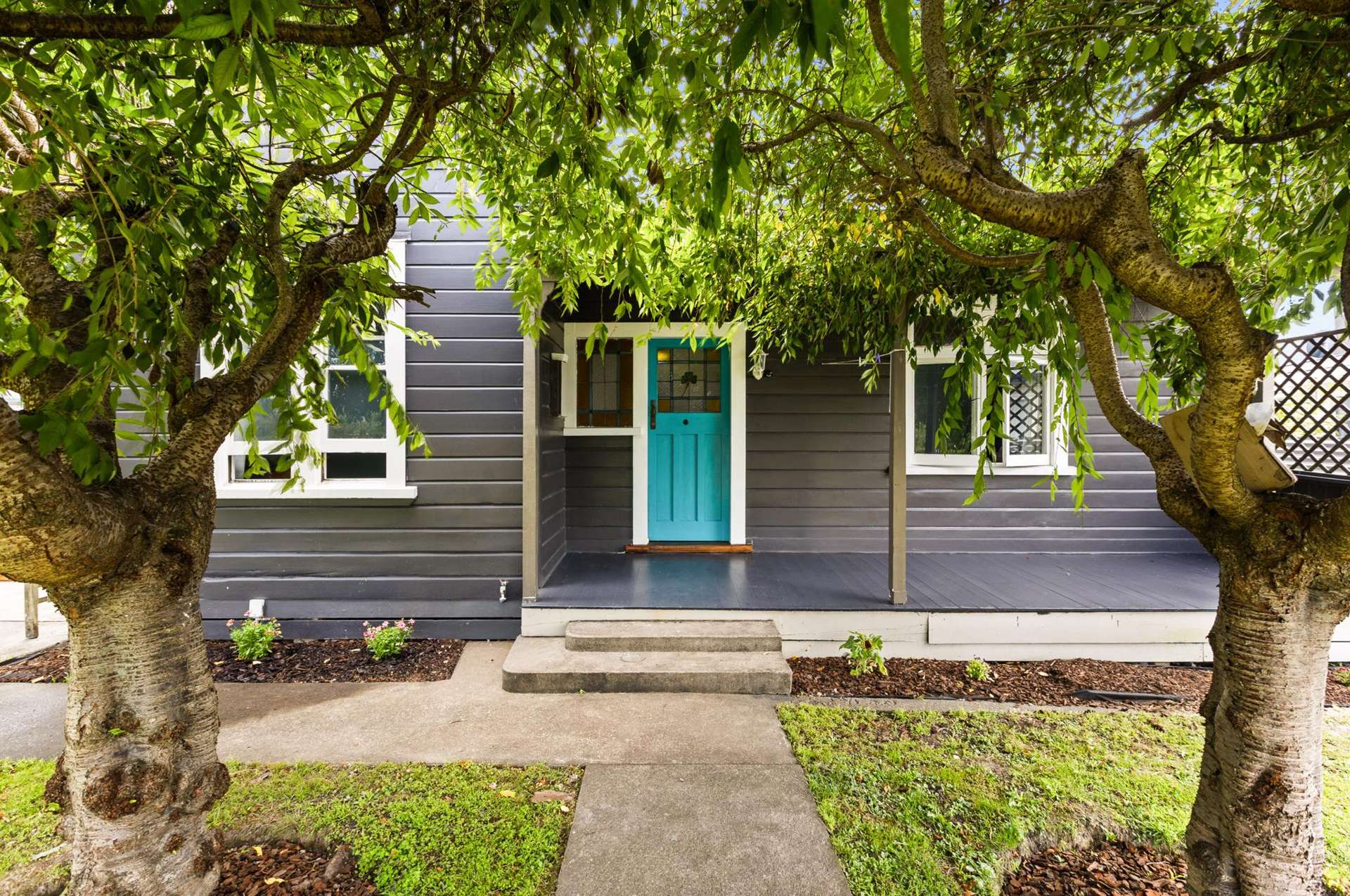 1200 Caroline Road Mayfair_0