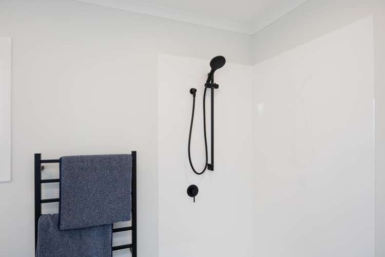 10 Dahlstrom Grove Kelvin Grove_25