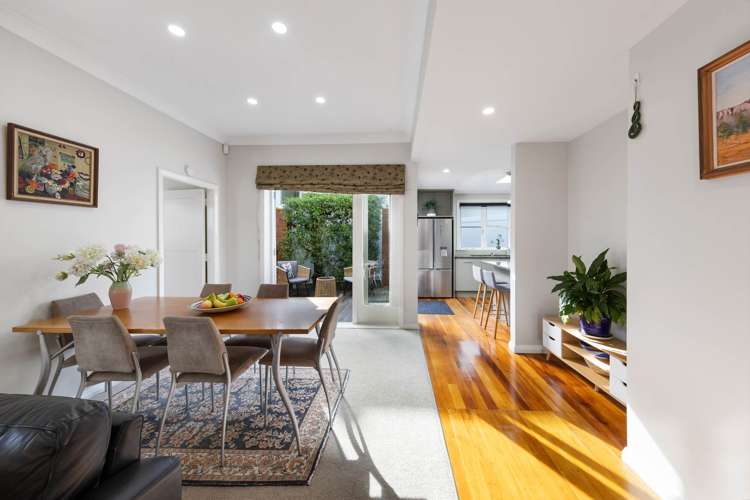 6 Queensway_2