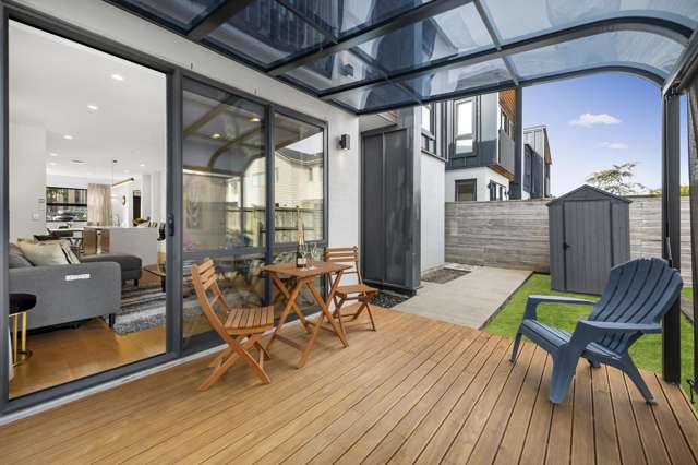 8 Whakaora Lane Flat Bush_2