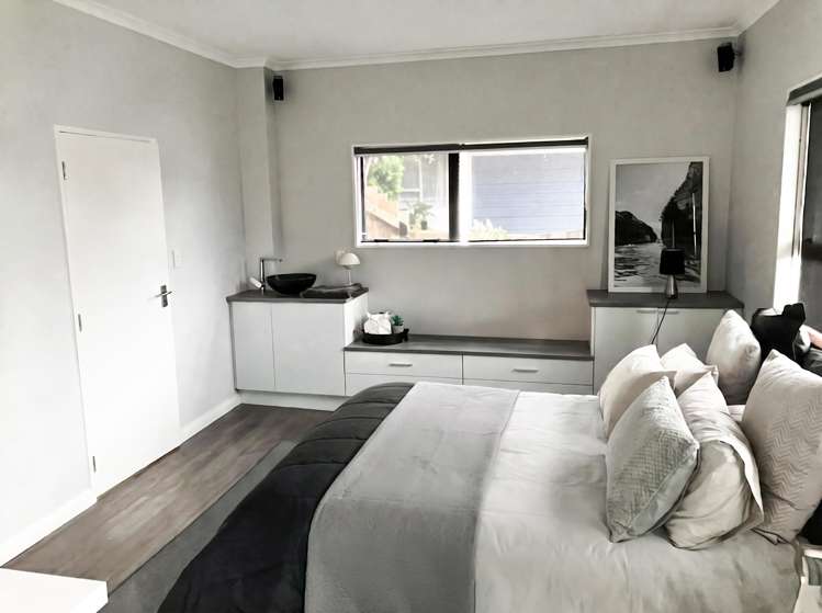 12 Zande Terrace Tawa_16
