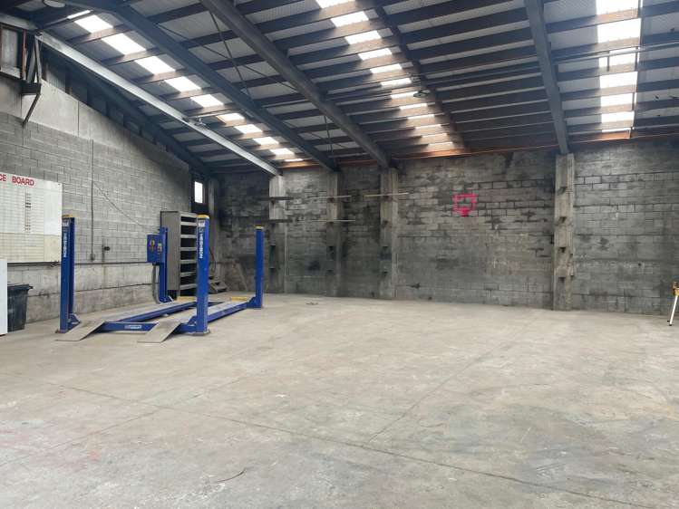 67 Colson Road Waiwhakaiho_6