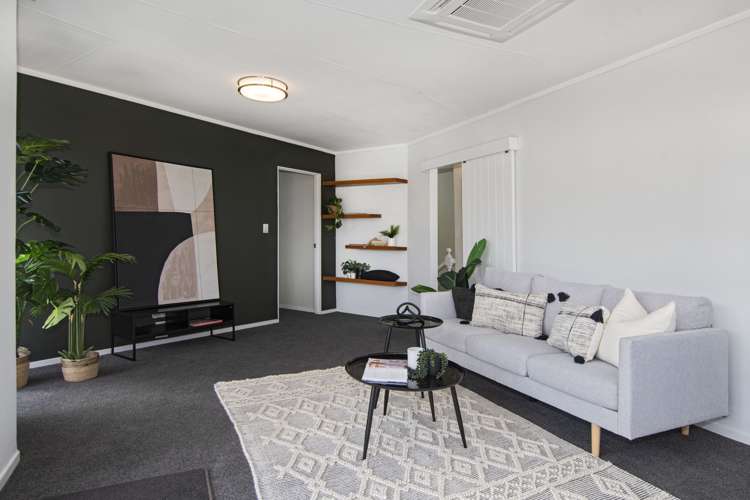 56 Raumati Crescent Onerahi_10