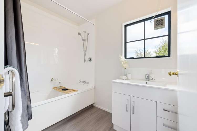 7 Gracefield Avenue Christchurch Central_12