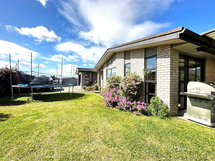 53 Sunningdale Street Wattle Downs_17