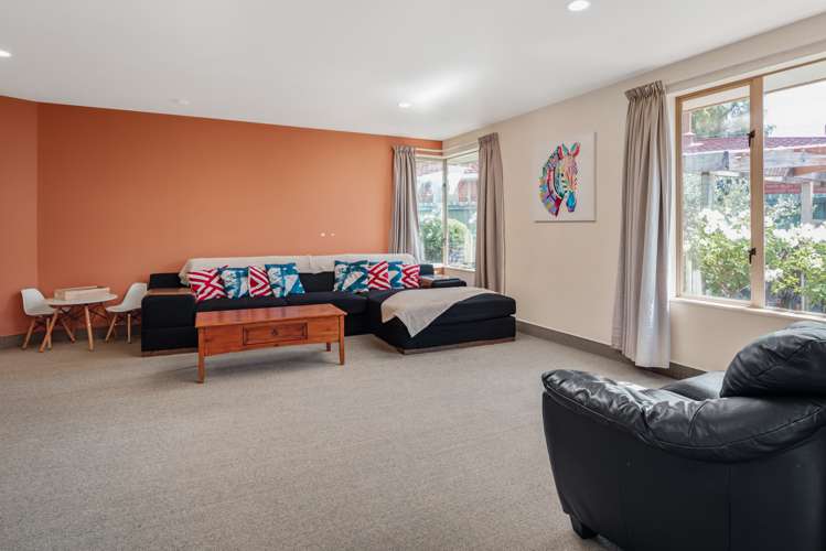 3 Houghton Crescent Redwoodtown_5