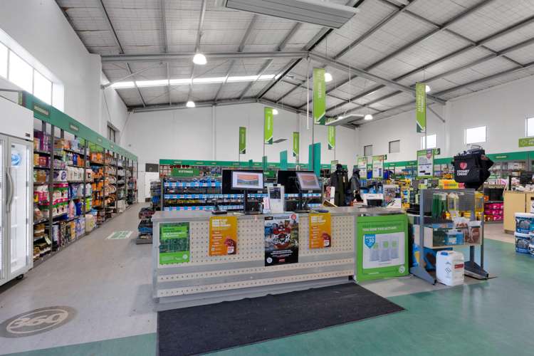 215 Glover Road Hawera_3