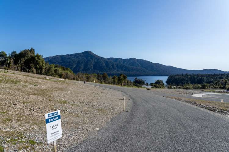 Lake Kaniere Terraces Kaniere_8