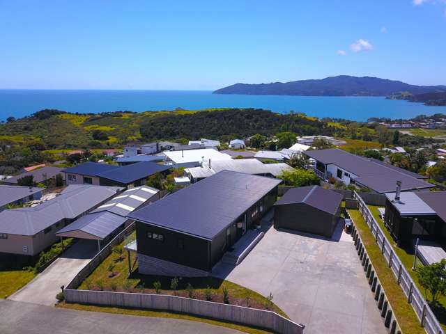 Serene Dream Home with Seaviews from Every Room!