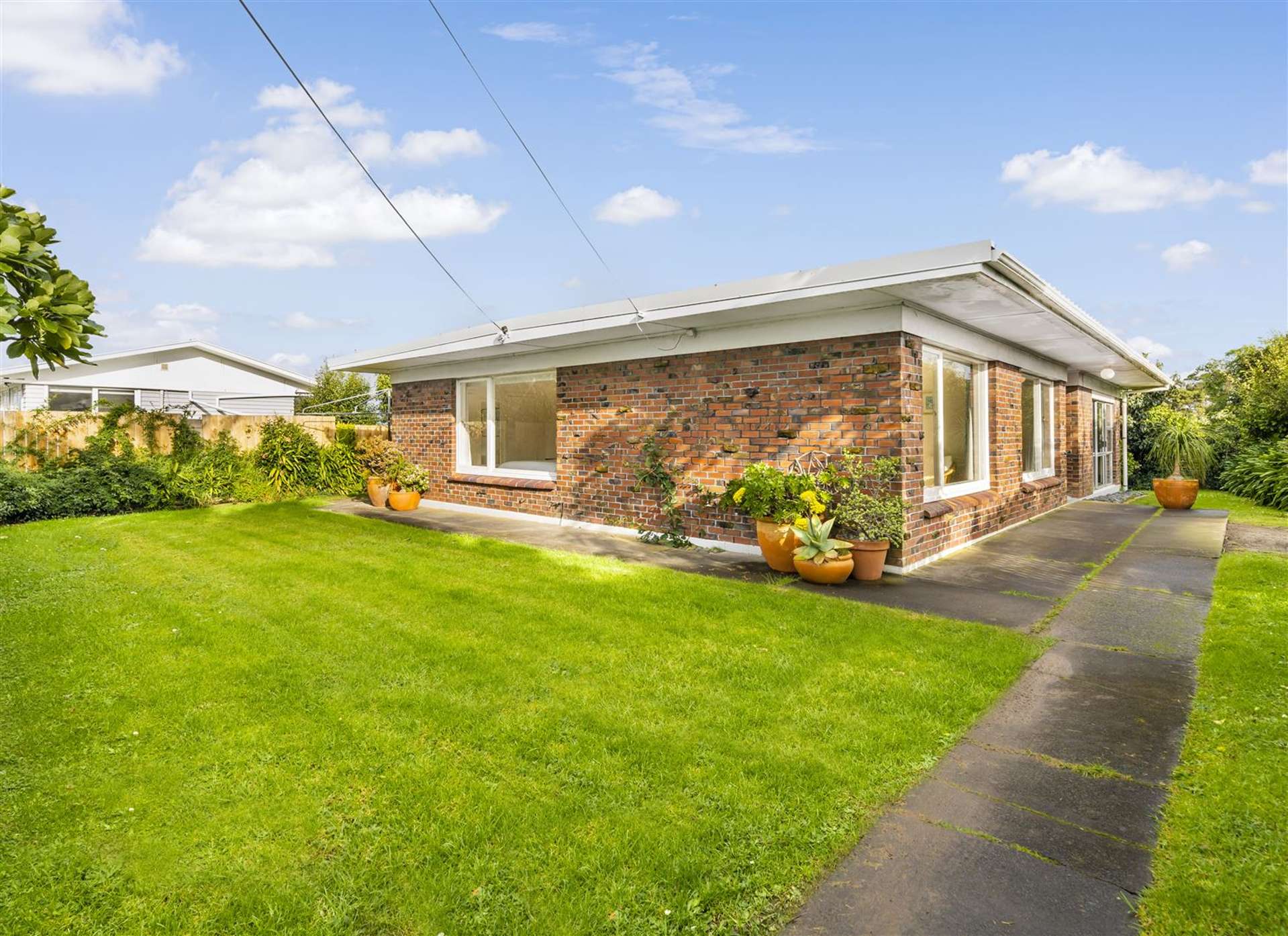 17 Edgerton Road Te Atatu Peninsula_0