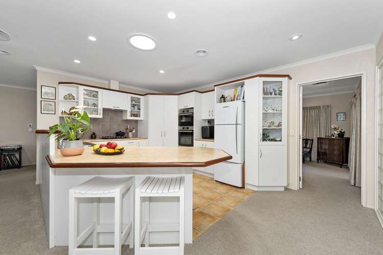 2 Callum Brae Drive Rototuna_4