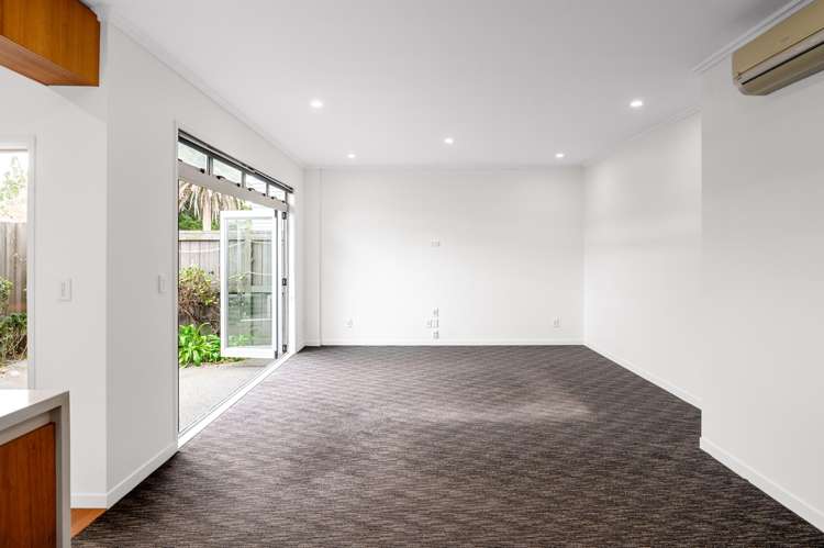 3/22 Dawson Street Hamilton East_4