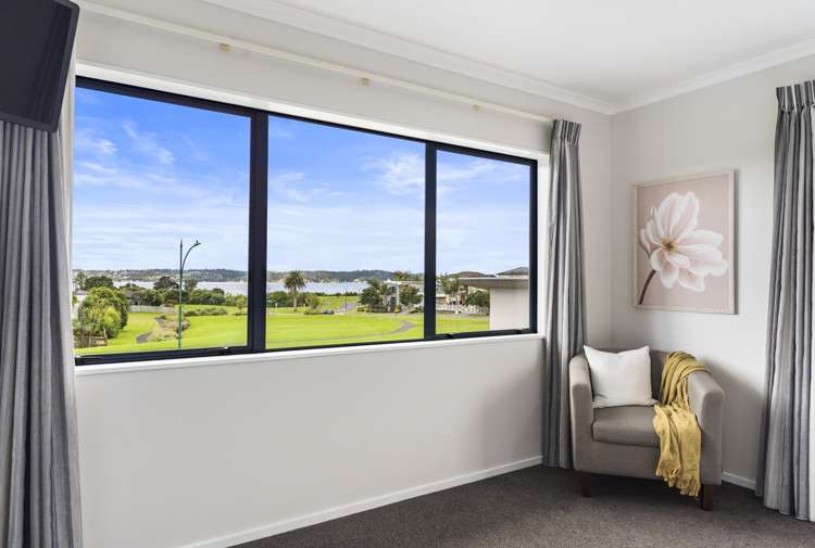 3 Wakaroa Avenue Te Atatu Peninsula_16