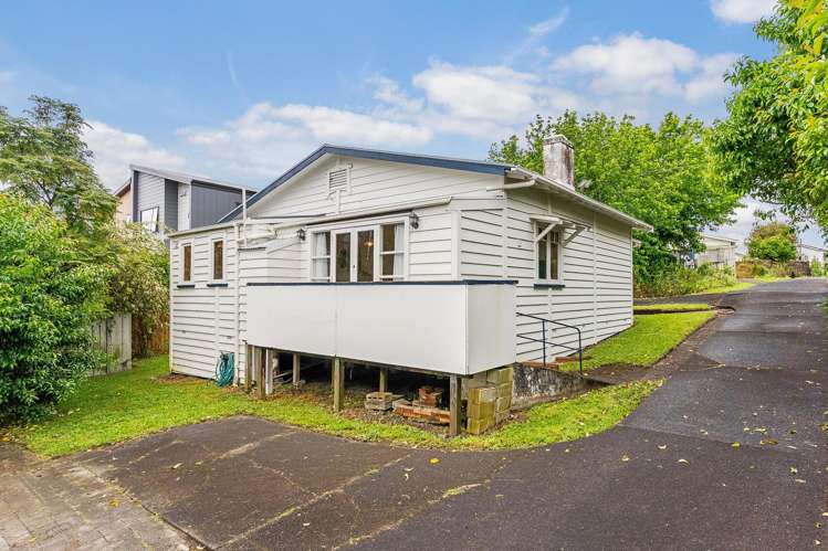 1/16 Pine Street New Lynn_11