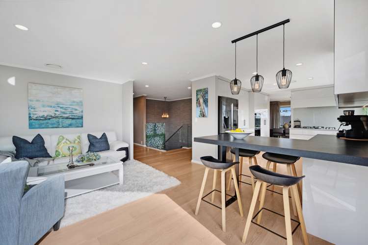 1/25 Seymour Road Mellons Bay_7