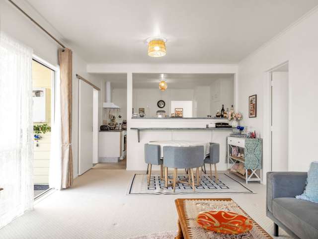 21 Elliott Crescent Owhata_2