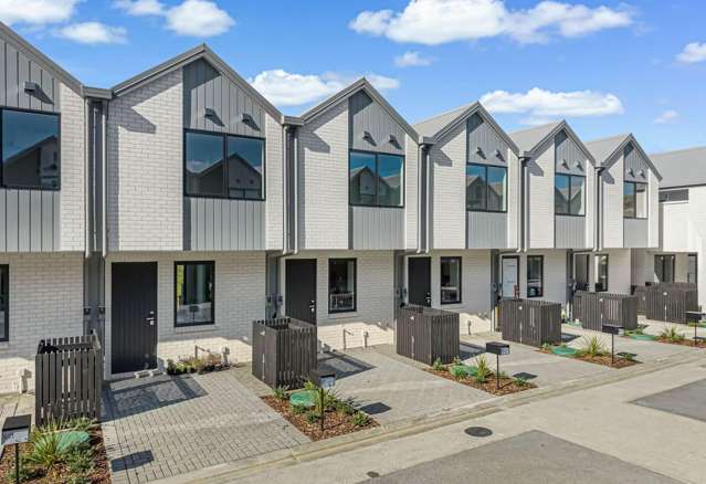 12/23 Makomako Drive 1627_1