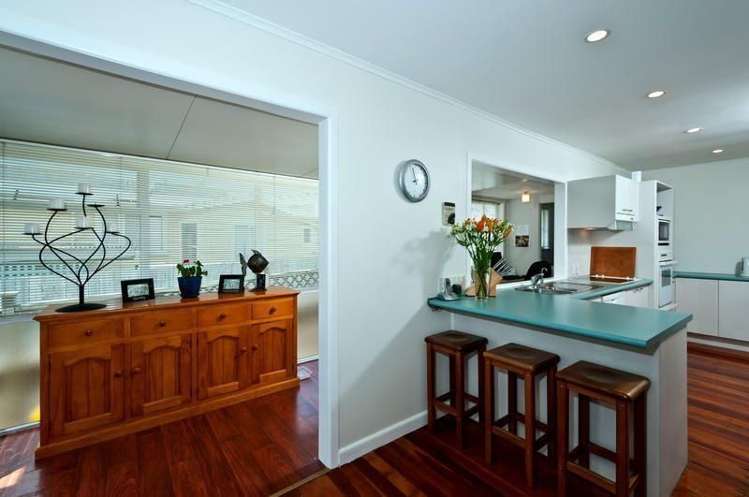 607 Beach Road Rothesay Bay_19