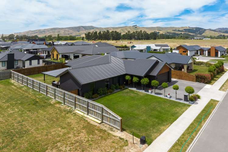 11 Kittyhawk Road Burleigh_21