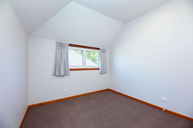 223 Middle Road Allenton_19