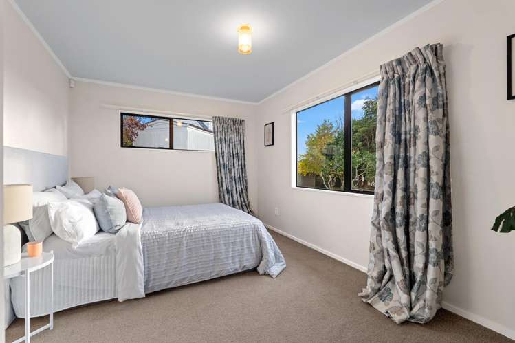 1/40 Lilburn Crescent Massey_10