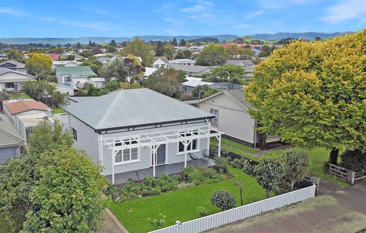64 Allardice Street Dannevirke_12