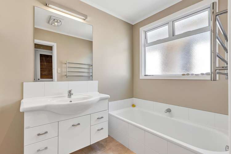 26 Bayly Road Moturoa_14